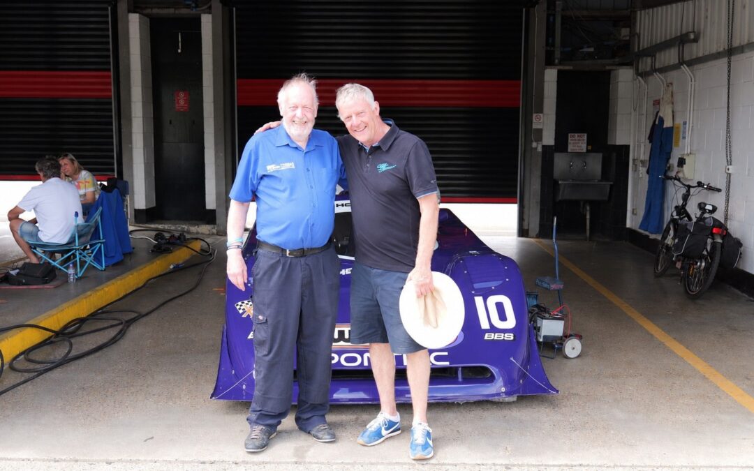 a great weekend of historic racing was on offer at london brands hatch historic meeting towards the